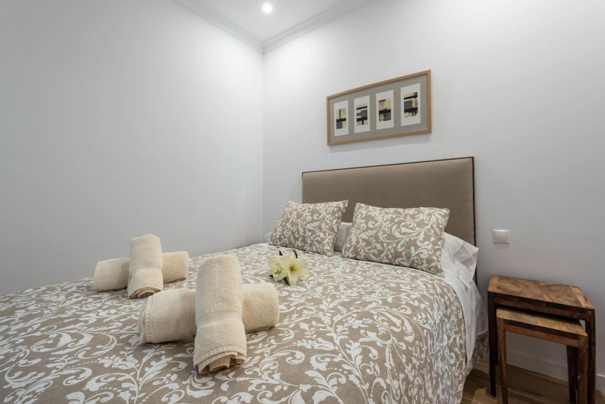 Moderno Apartamento L Marbella Exterior photo